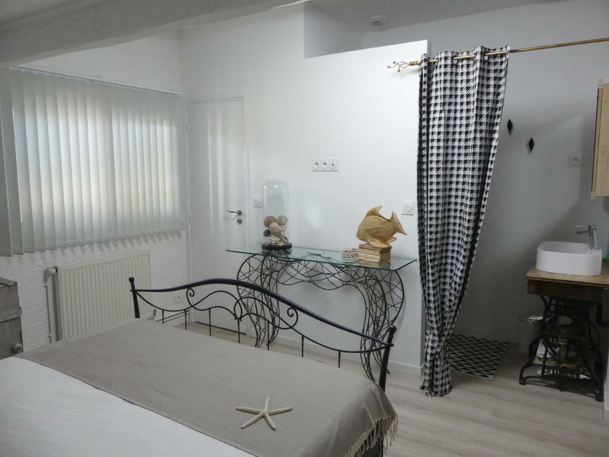 Bleuvelours Bed & Breakfast Andernos-les-Bains ภายนอก รูปภาพ